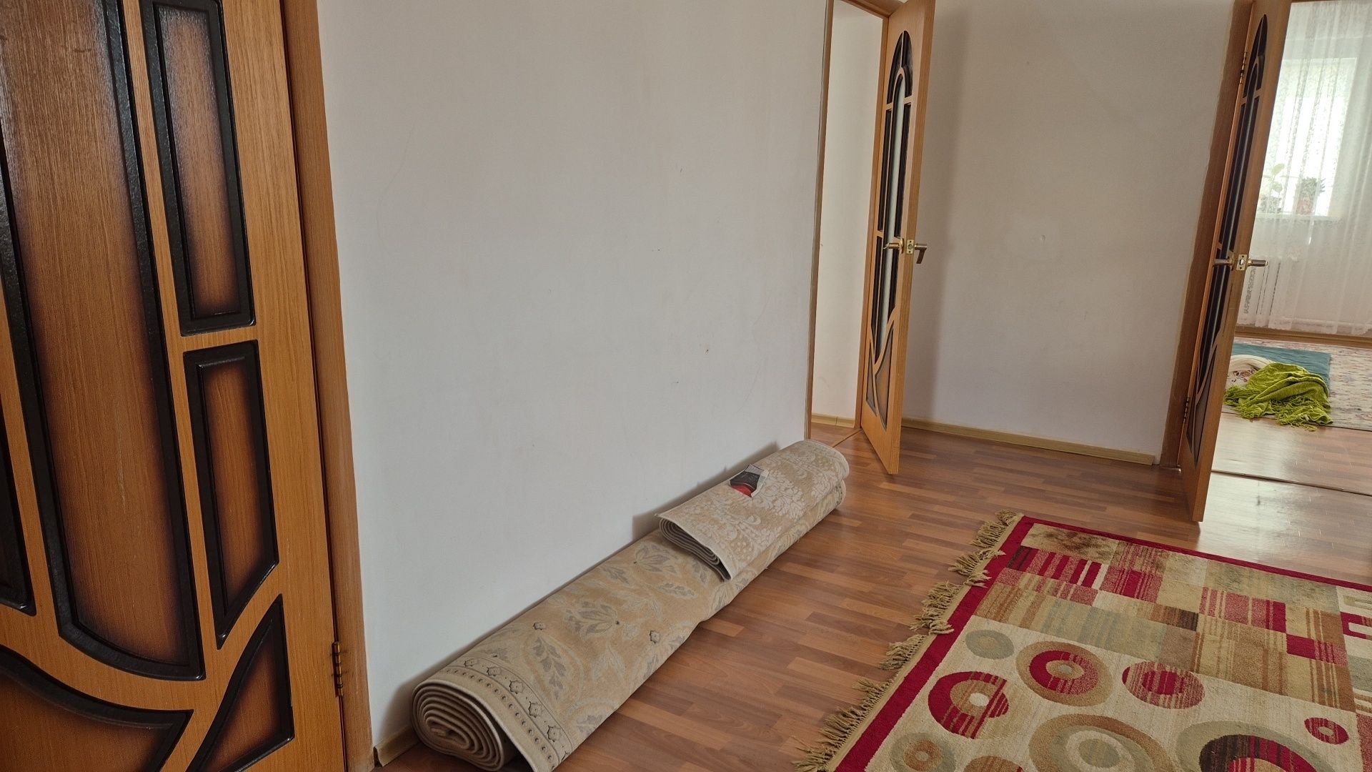 Продам дом в Мкр . Мирас