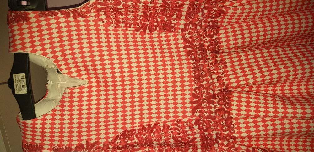 Рокля лукс М-Л размер