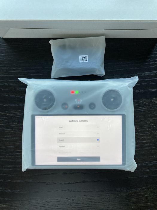 DJI RC telecomandă nouă cu accesorii și folie de protecție