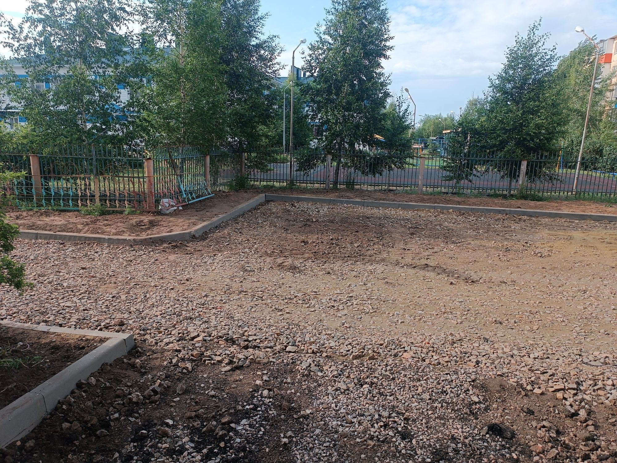 Продам однокомнатную квартиру г Лисаковск, 1-мик-он, дом 12, этаж 4/5.