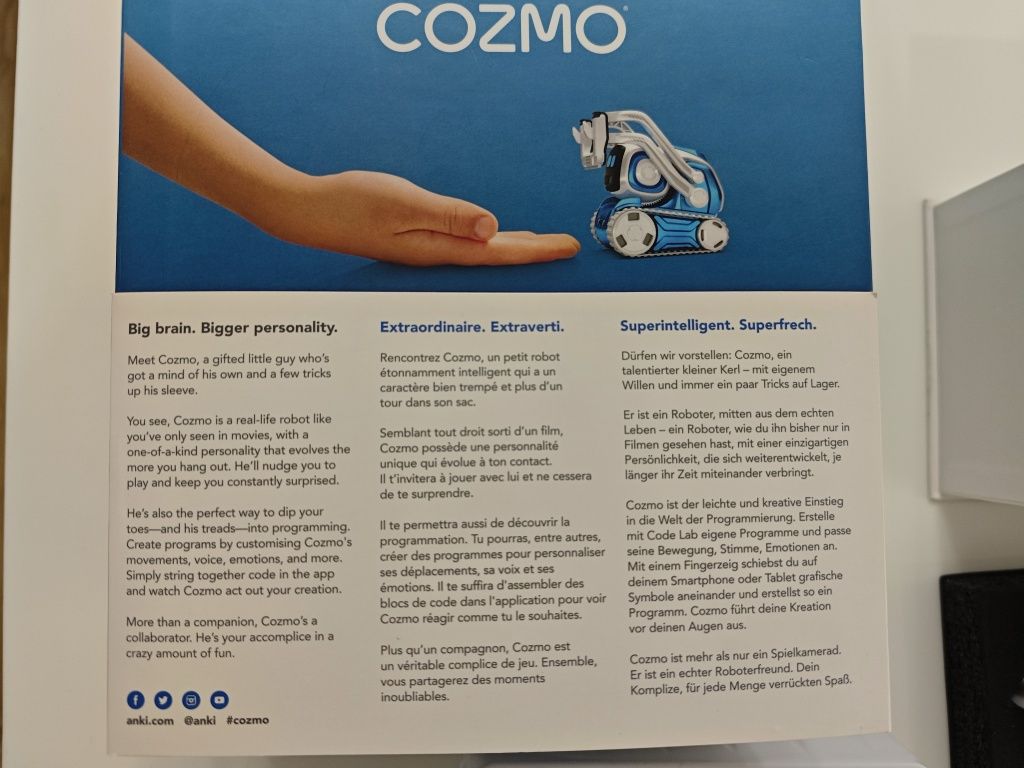 Детски робот Cosmo Limited edition на Anki
