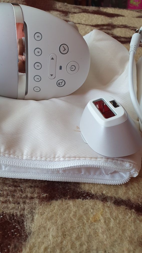 Фотоепилатор PHILIPS Lumea Prestige BRI953/00