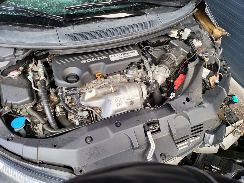 Honda Civik 2014 дизел на части