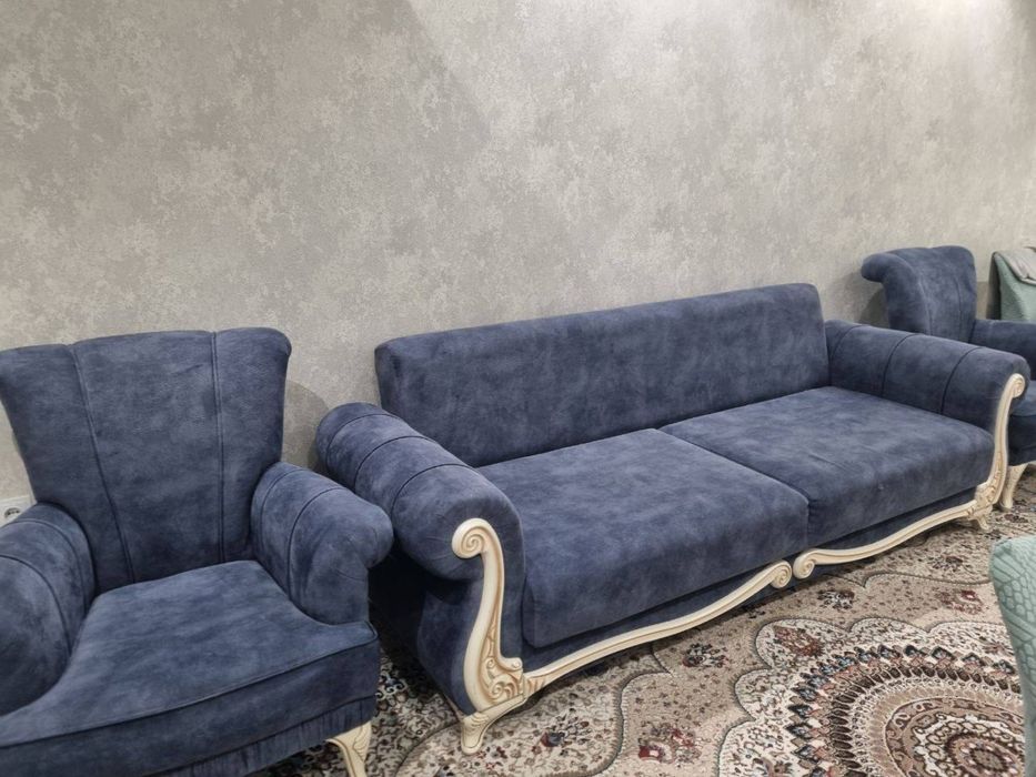 Комплект мягкой мебели