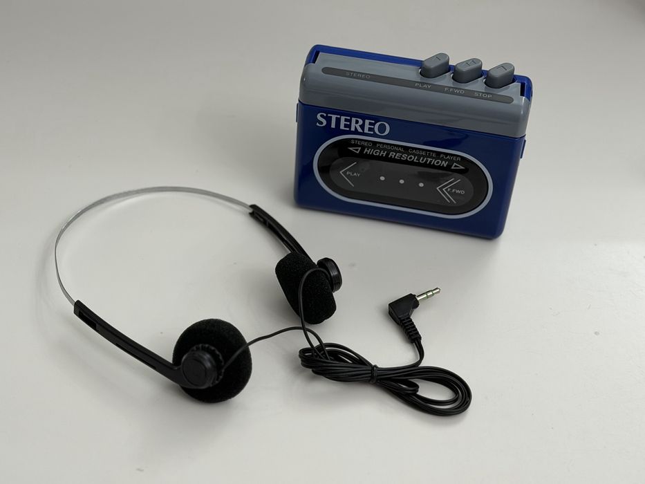 Walkman Vintage anii 90 /Caseta – NOU, în cutie!