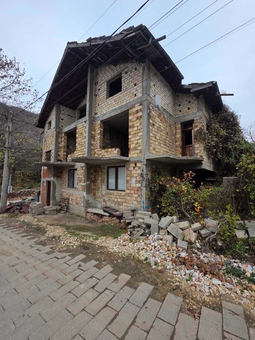 Продава се Къща в с. Брестовица, Област Пловдив - 400 кв.м за 138 €/кв.м - Снимка #3