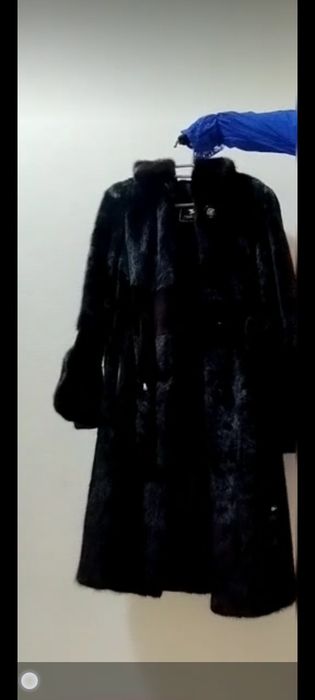 Шуба норковая продаю