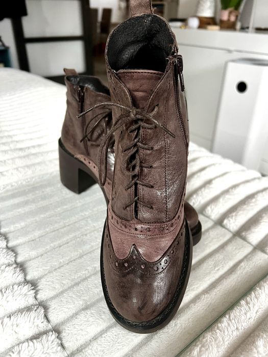 Botine italienești, din piele moale, învechită de la Via Stadio