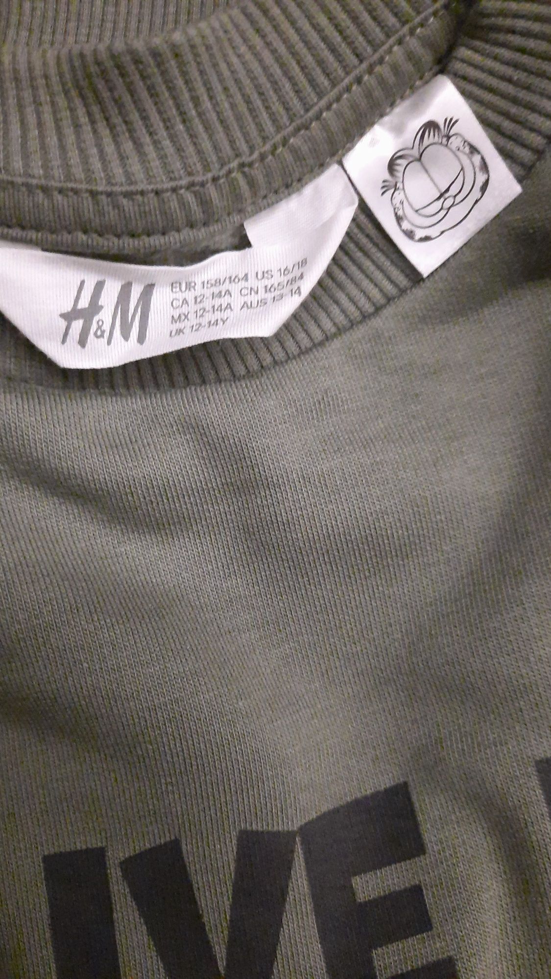 Bluză H&M UNISEX  mânecă lungă verde-kaky/ Garfield