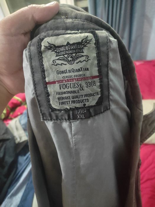 Продаётся мужской пиджак.;  привозные