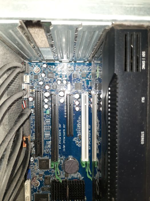 HP Z820 работна станция