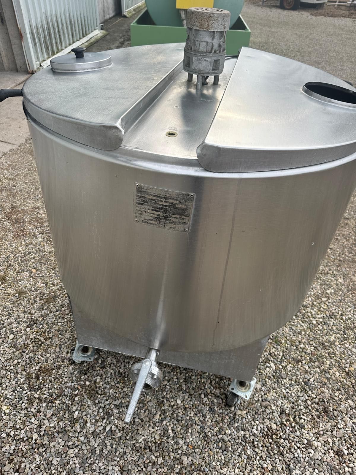 Racitor lapte 400 l / tanc racire 220 V