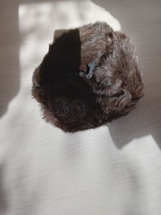 Caciula din blana de nurca si din blana de iepure
