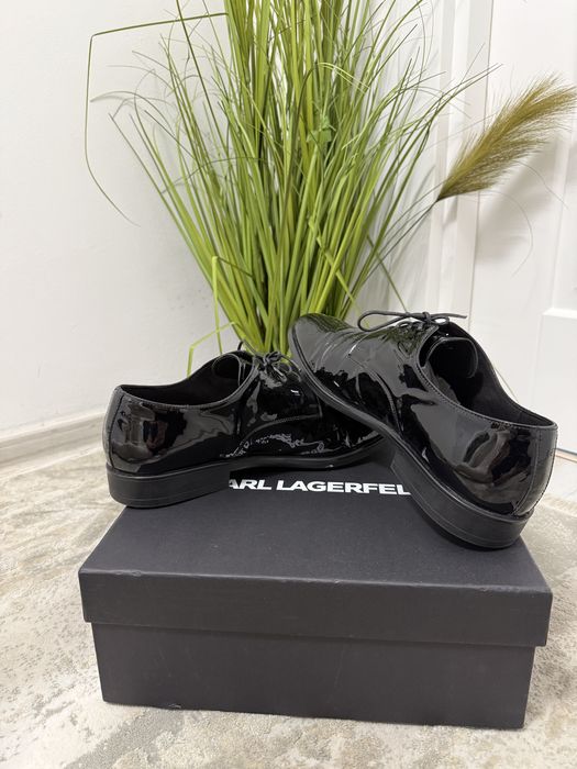 Pantofi negru lucios, de gala !