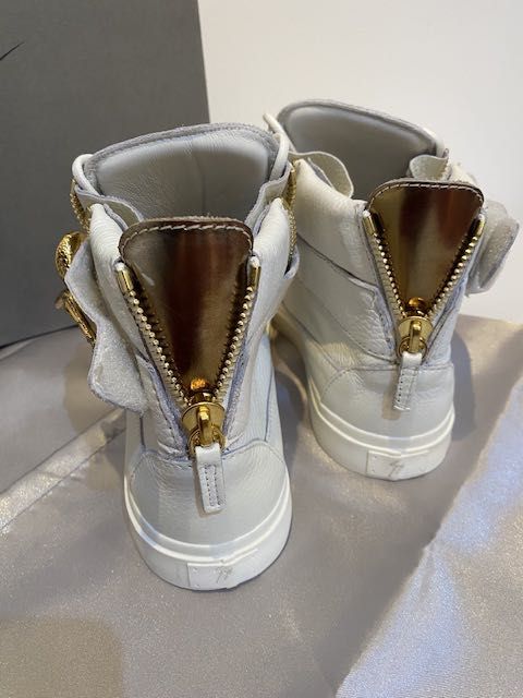 Ghette Giuseppe Zanotti