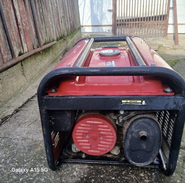 Generator de curent OHV EMS5000EX – 5.5 kVA – 13 CP