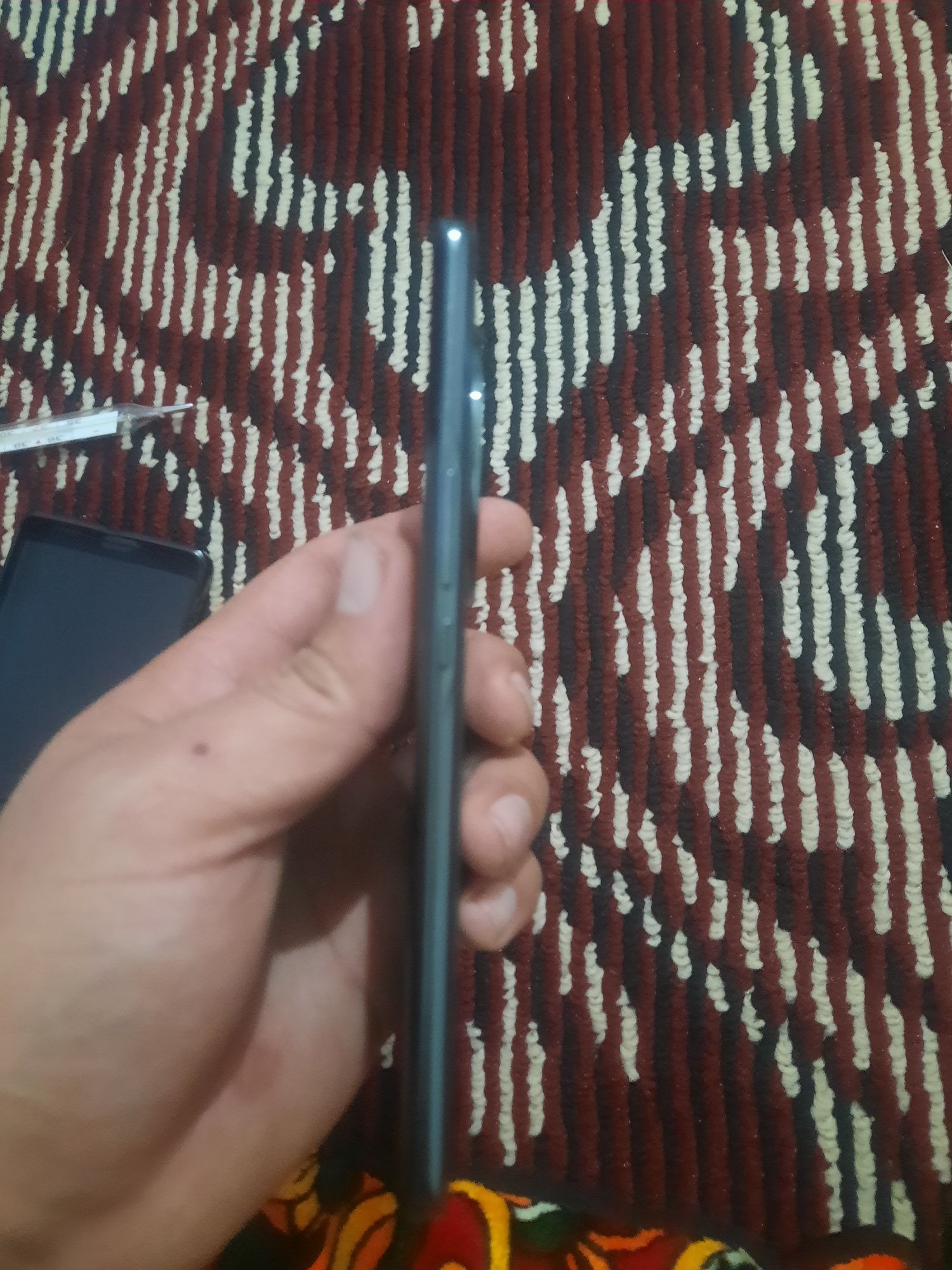 Honor X9a yangi srochni sotilafi