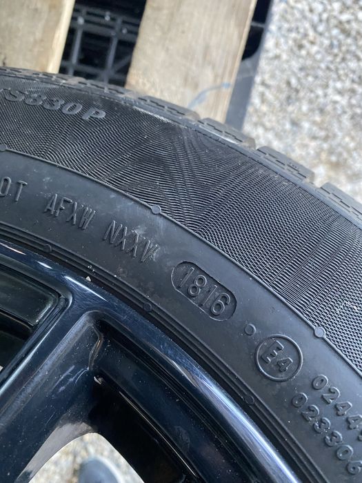 205/60/16 Зимни Континентал