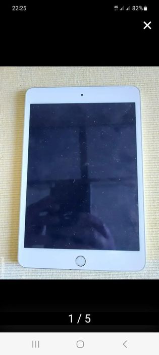 Vând tabletă IPad defectă mufa încărcare