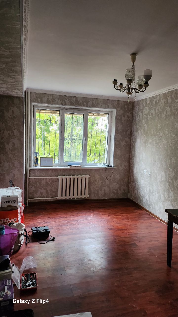 Продаётся 2-х комнат. квартира в Мирзо Улугбекском районе на ТТЗ-4