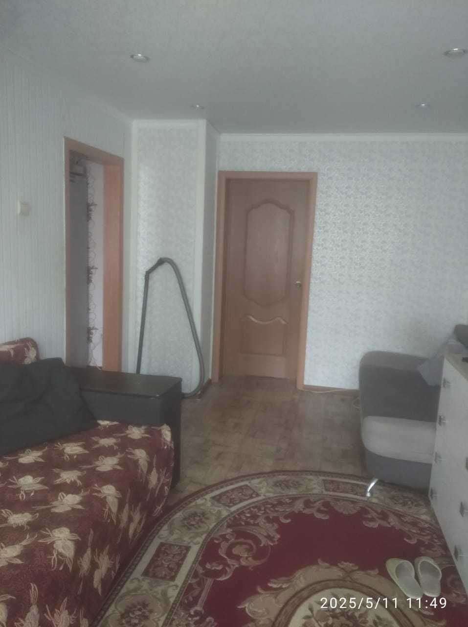 Продам 2х комнатную квартиру 4-11. Есть торг!