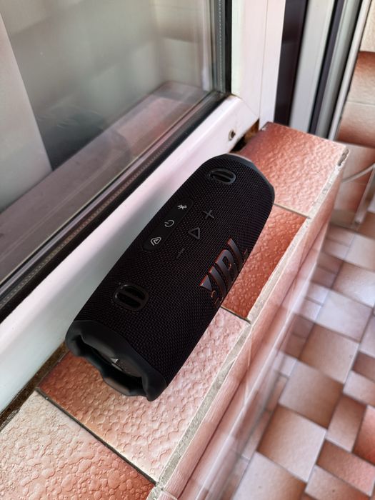 Преносима тонколона JBL Charge 6