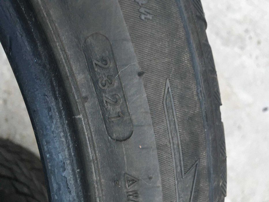 Cauciucuri de iarna 225/45R18 doar 3 bucati DOT 2021