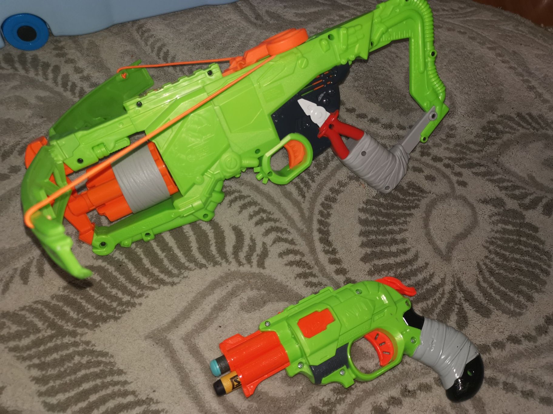 Arbaleta Nerf Zombie Strike Outbreaker Bow +Blaster Nerf Zombie Strike