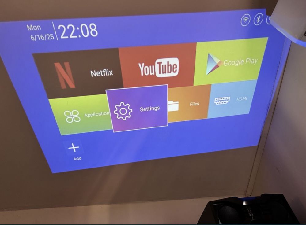 Videoproiector portabil MagCubic