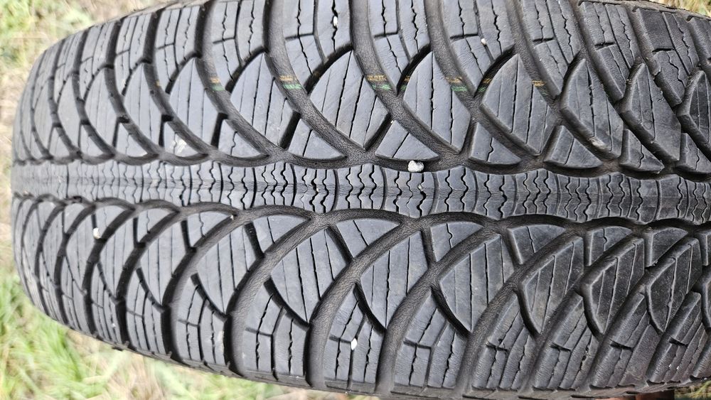 2бр гуми 185 65 15 дот 21 фулда