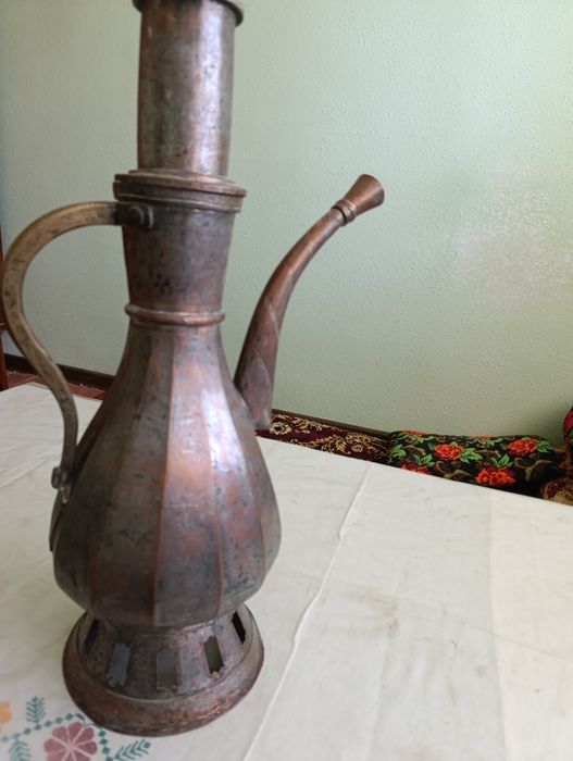 Чой кайнатилган кумгон. Самовар