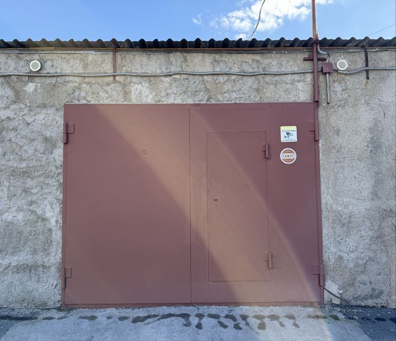 Продам гараж на 3 микрорайоне возле 9 школы