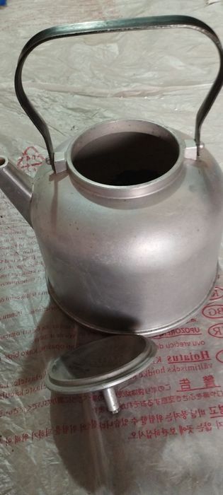 Продам чайник 4л