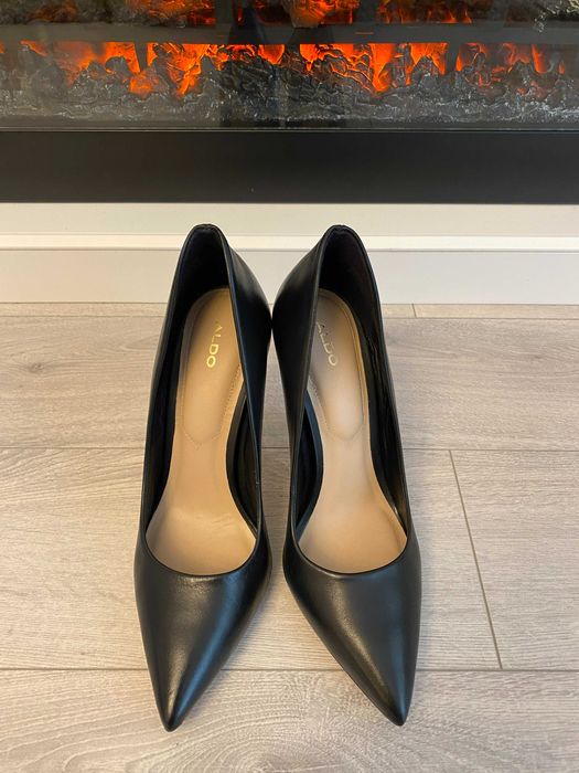 Vand pantofi Aldo marimea 39