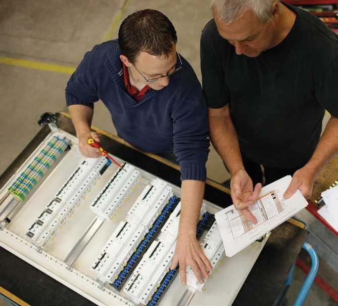 Контактор Schneider Electric TeSys LC1D 3P 95А 440/220В AC 45кВт