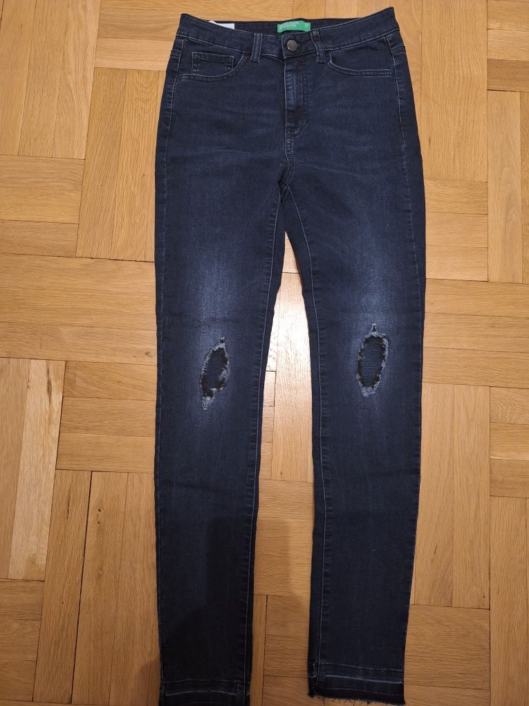 Панталон  Guess, Zara, Bershka,  Miss Sixty Luxury, Tara Jarmon, Gas
