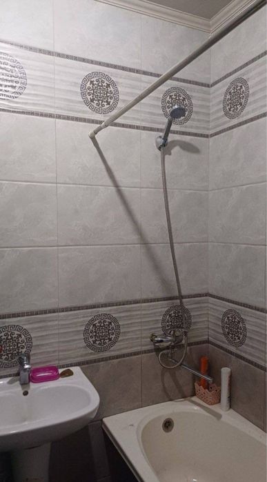 МЕТРО 3-бекат 100 метр Сергели 5 А 3/4/7 Айрим мебеллари колади