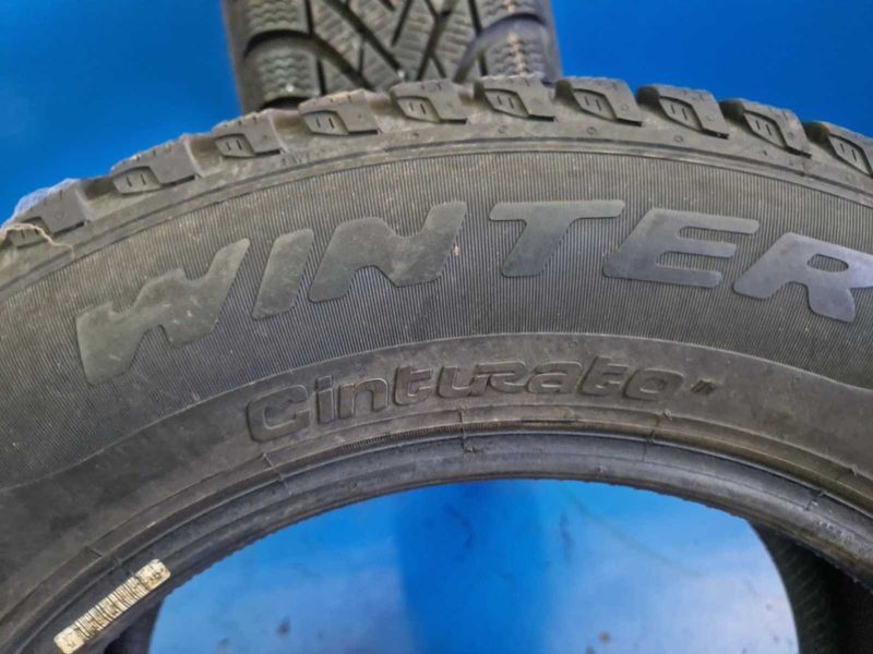 2 Pirelli R15 195/65
зимни гуми DOT2220