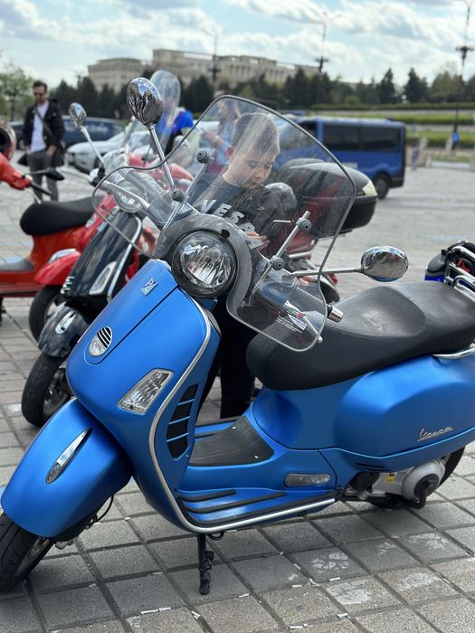 Piaggio Vespa 125 GTS