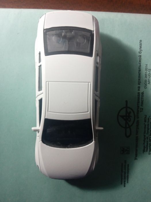 Машинка-моделька Wolts Vagen Passat