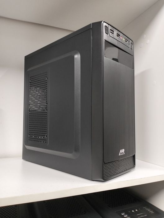 Офисный компьютер