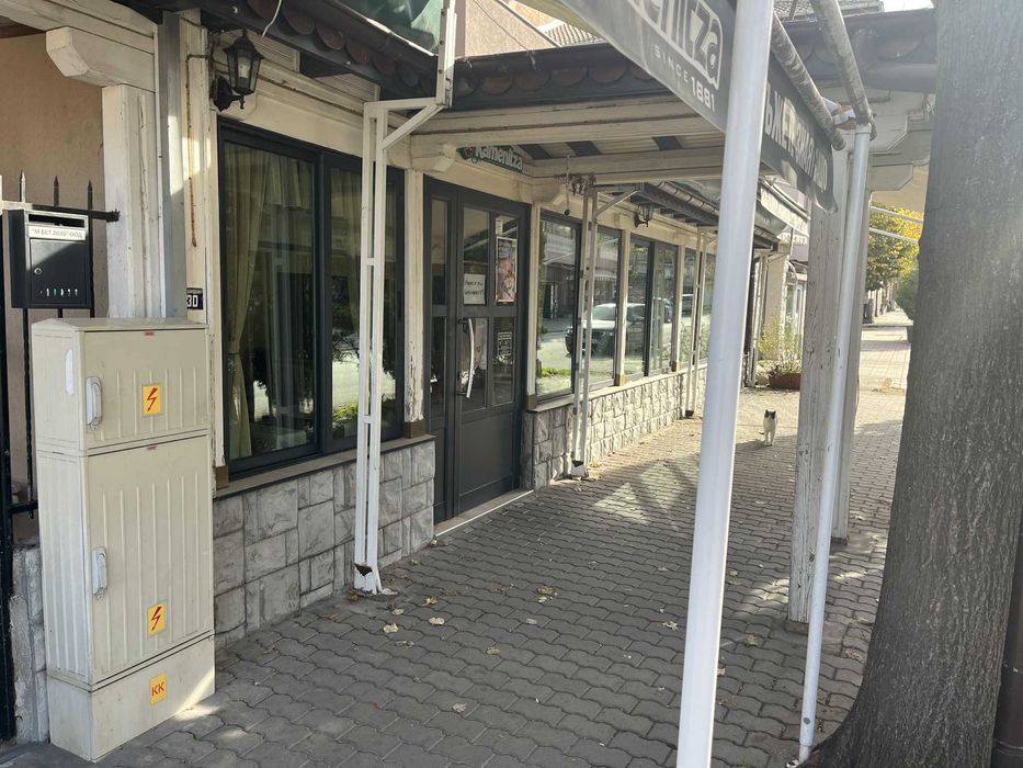 помещение под наем 100 кв.м бившия Зодиак