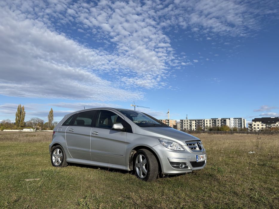 Mercedes B class
