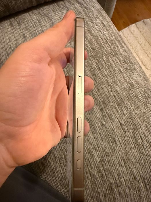 Vand  iPhone 15 Pro Max Impecabil