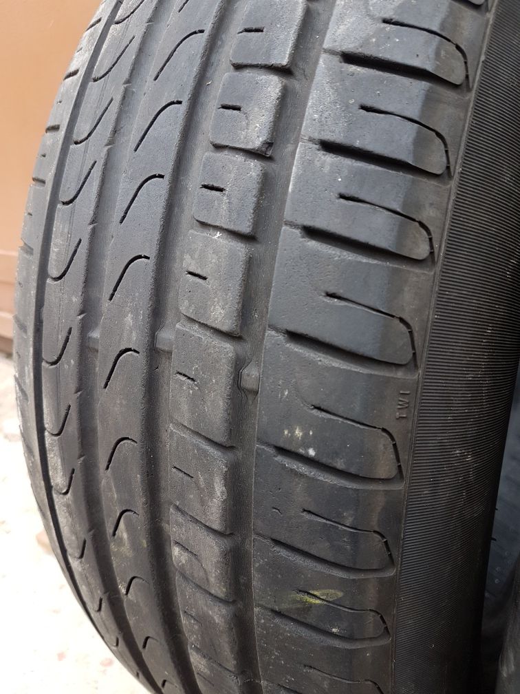 2 бр. летни гуми Pirelli 225/60/17 5 mm DOT 4912