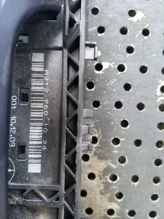 Maner usa stanga spate mercedes e class w212 a2127601034