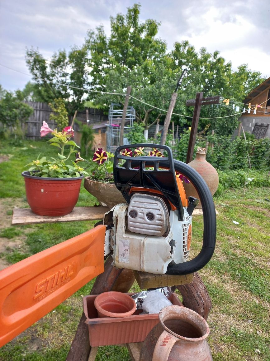 Vând Stihl MS 231