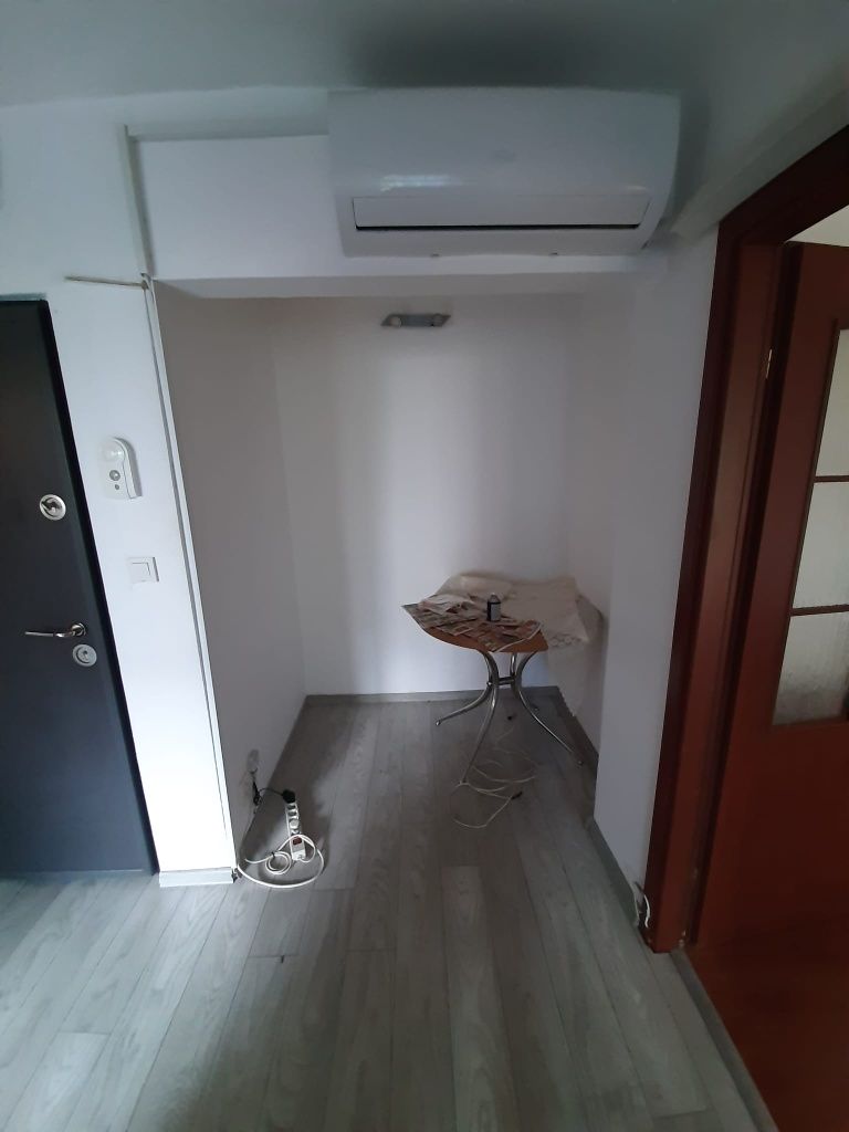 Vand apartament 2 camere