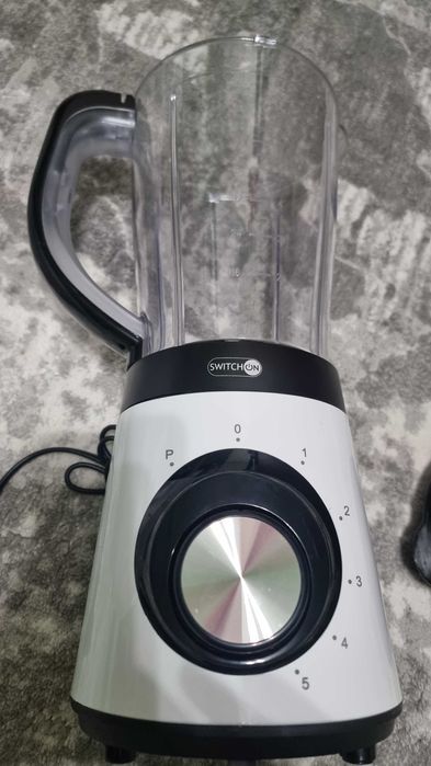 Чисто нов блендер