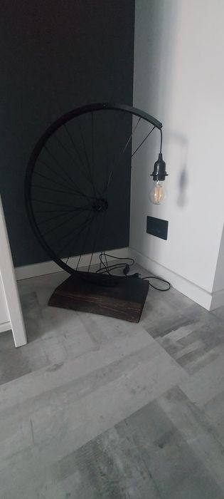 Corp iluminat modern